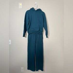 Aritzia Sweatfleece SET - Perfect Fit Hoodie and Boyfriend Fit Sweatpants - XS